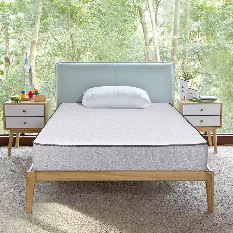 Matelas en mousse haute densité Continental Sleep de 5 pouces, ferme, à plateau serré.