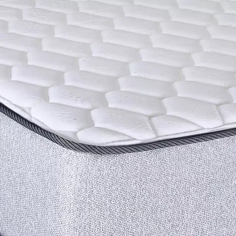 Matelas en mousse haute densité Continental Sleep de 5 pouces, ferme, à plateau serré.